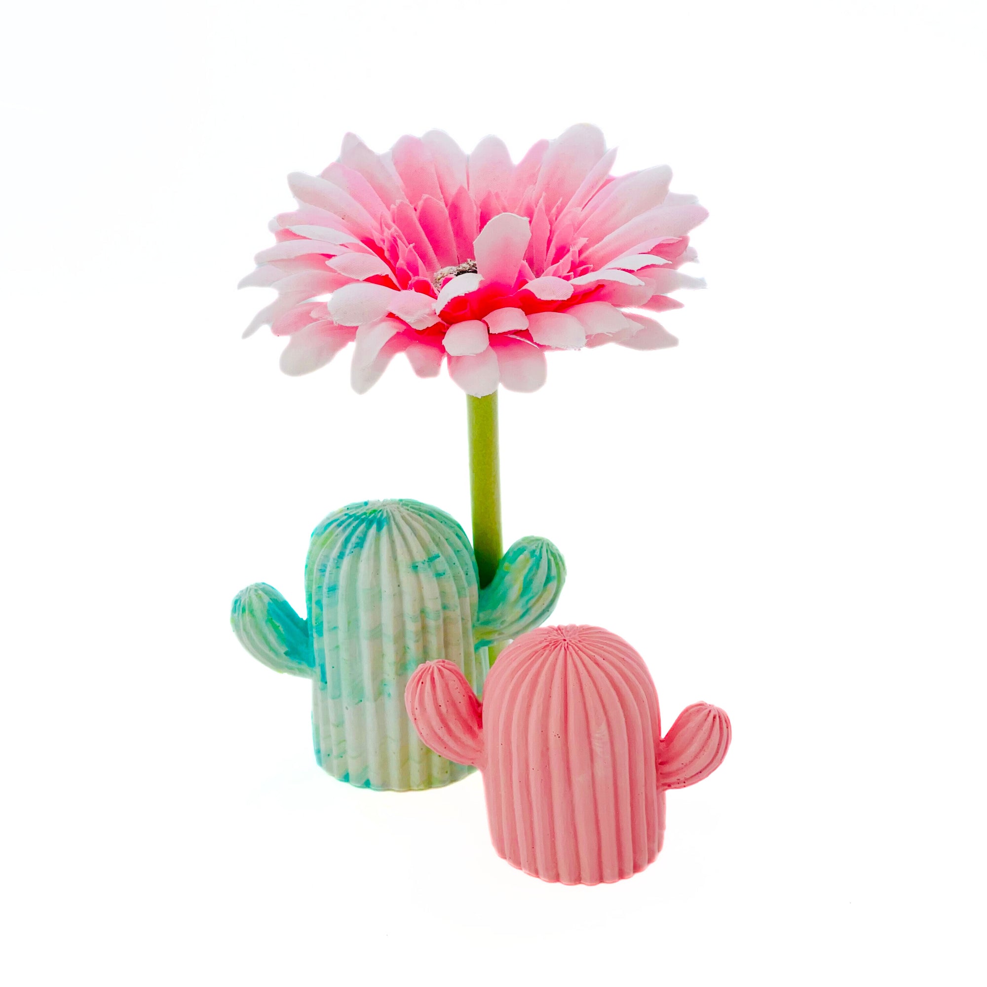 Medium size jesmonite ornamental cactus measuring 7.5cm tall marbled with turquoise and lime pigment.